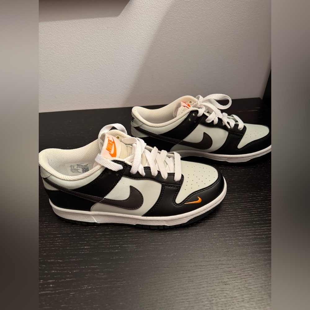Nike Dunk Low - 6Y/7.5/38.5 - Bright Mandarin